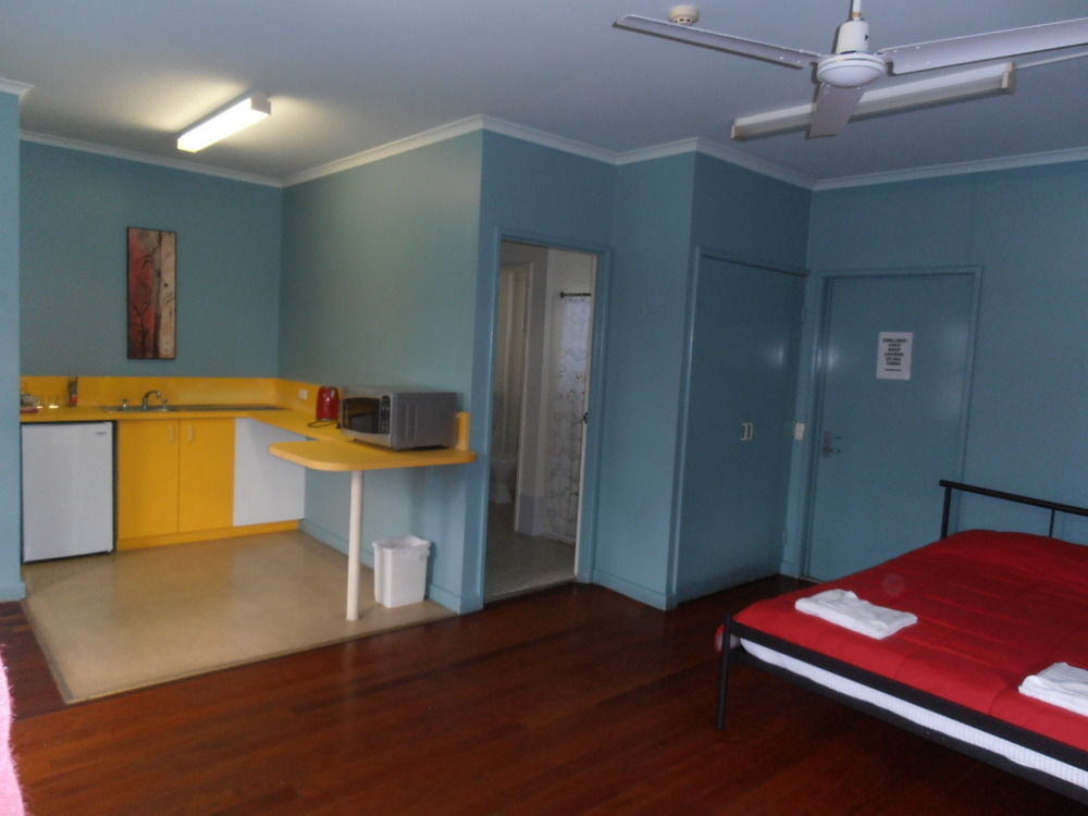 Motel Buzers à Scarness Extérieur photo